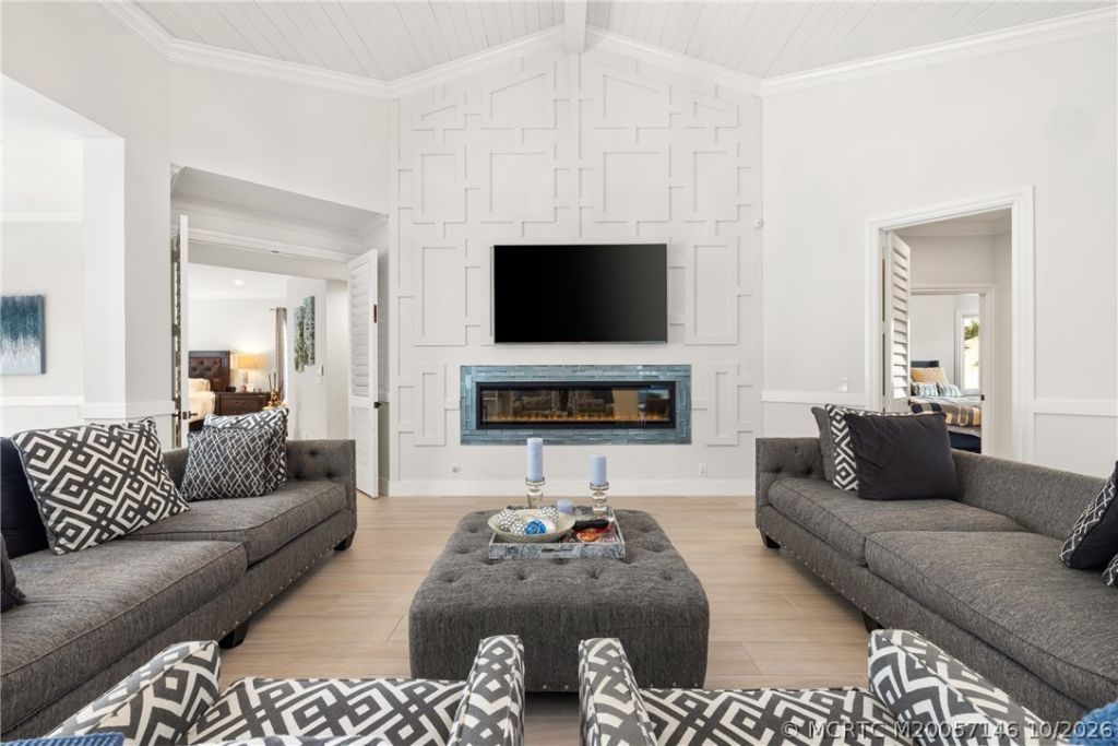 3220 W Channel Circle, Jupiter, FL 33477 Photo