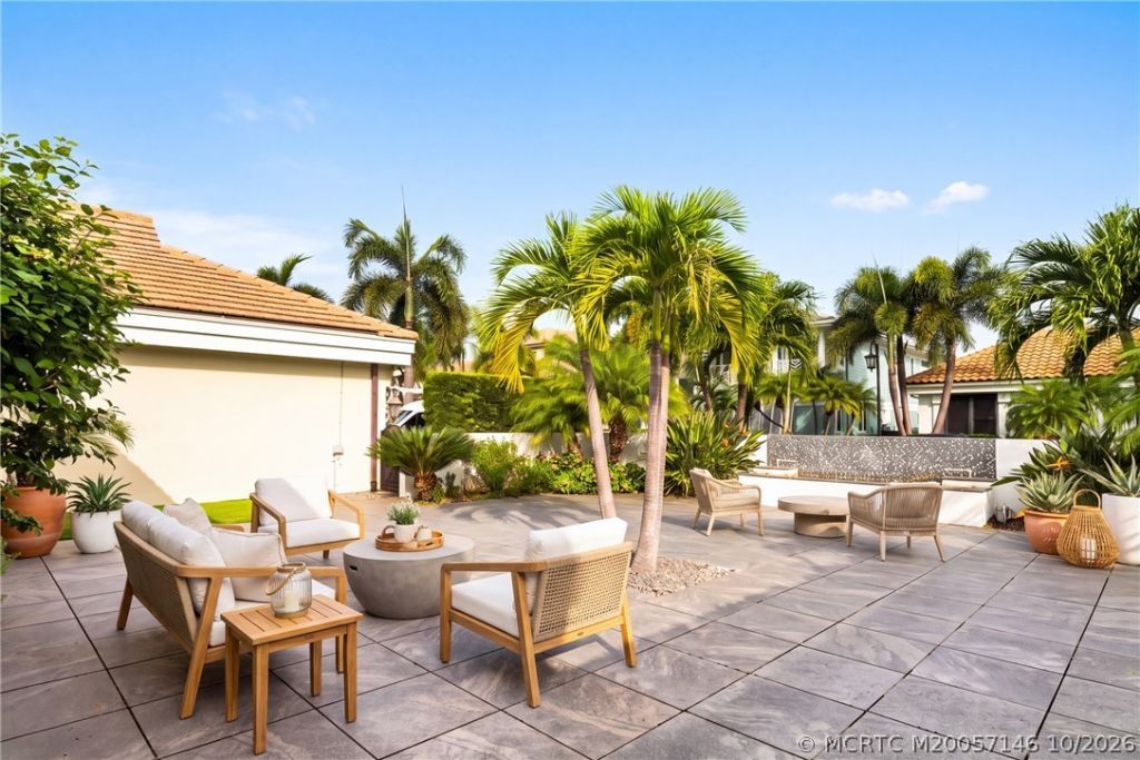 3220 W Channel Circle, Jupiter, FL 33477 Photo