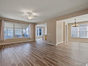 9511 S 26th Avenue, Bellevue, NE 68147