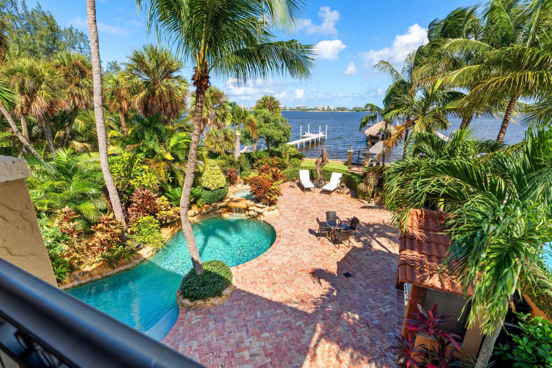 818 S Lakeside Drive, Lake Worth Beach, FL 33460 Photo
