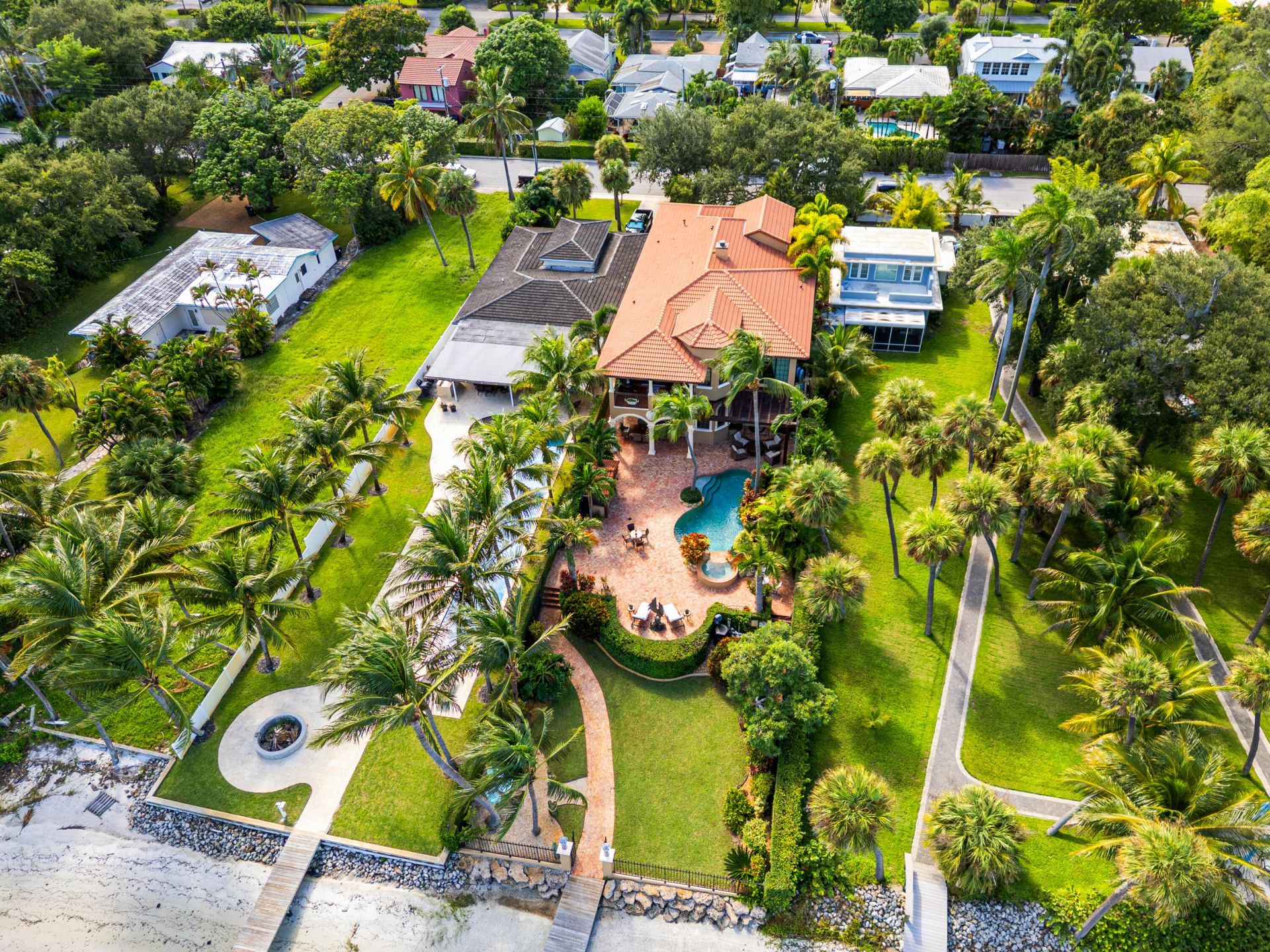 818 S Lakeside Drive, Lake Worth Beach, FL 33460 Photo