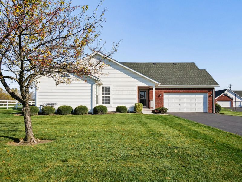 8280 Night Heron Lane , Pickerington, OH 43147 Photo 1