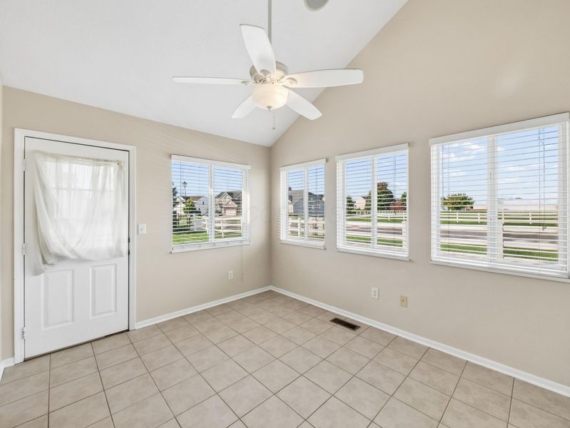 8280 Night Heron Lane , Pickerington, OH 43147 Photo 12