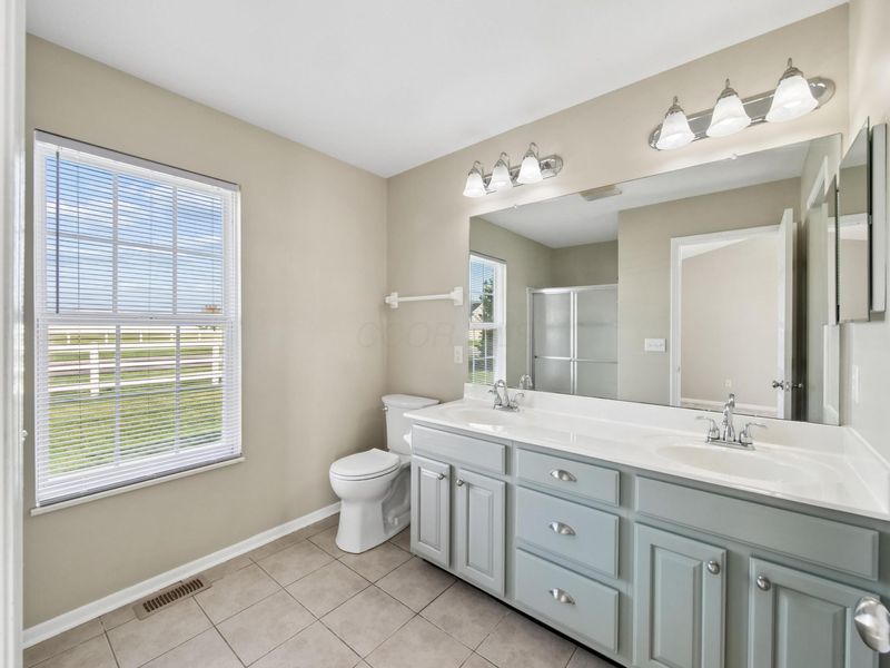 8280 Night Heron Lane , Pickerington, OH 43147 Photo 17