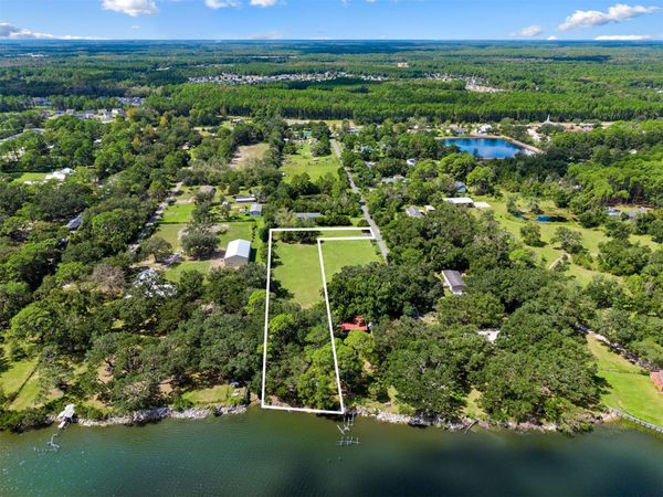 96282 CREWS CREEK Avenue , Yulee, FL 32097