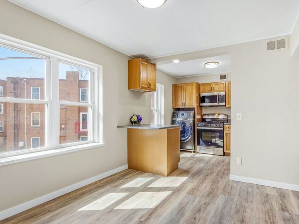 24 Sherman Terrace, Unit 6, Madison, WI 53704