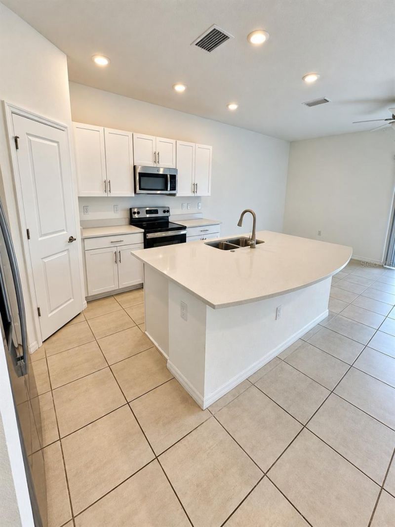 8556 Lunar Skye Street, Sarasota, FL 34241 Photo