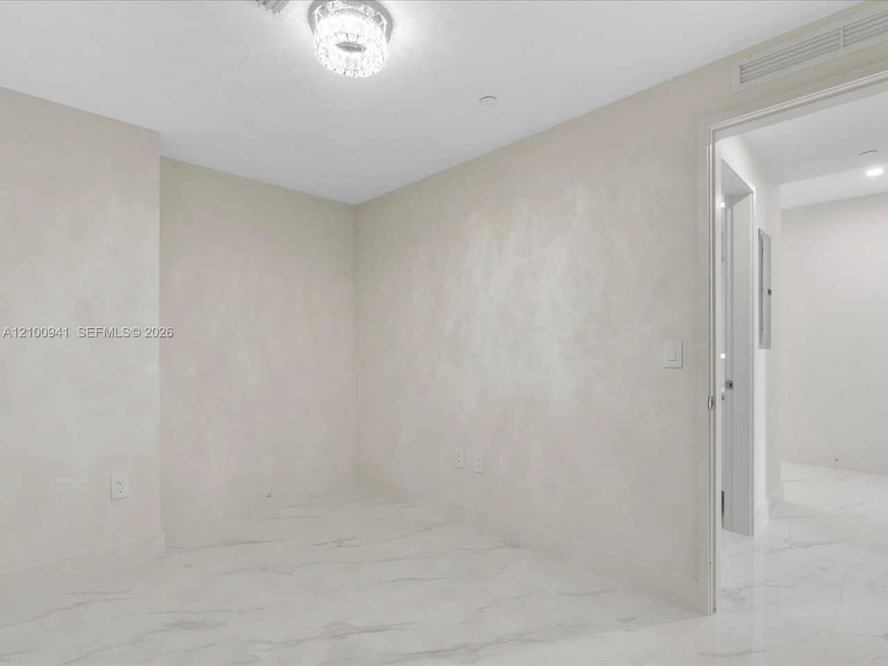 700 NE 24 Street, Unit 4906, Miami, FL 33137 Photo