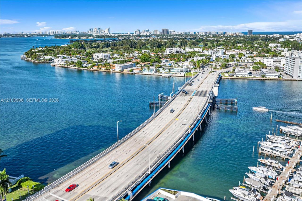 7601 E Treasure Dr , Unit 2412, North Bay Village, FL 33141 Photo