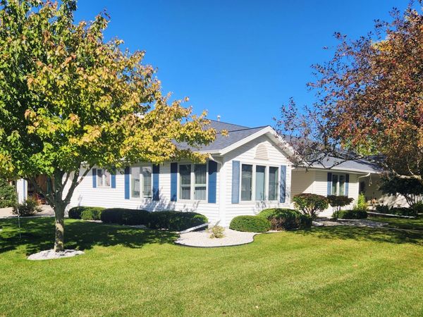 134 Ashland Ct, Sheboygan Falls, WI 53085