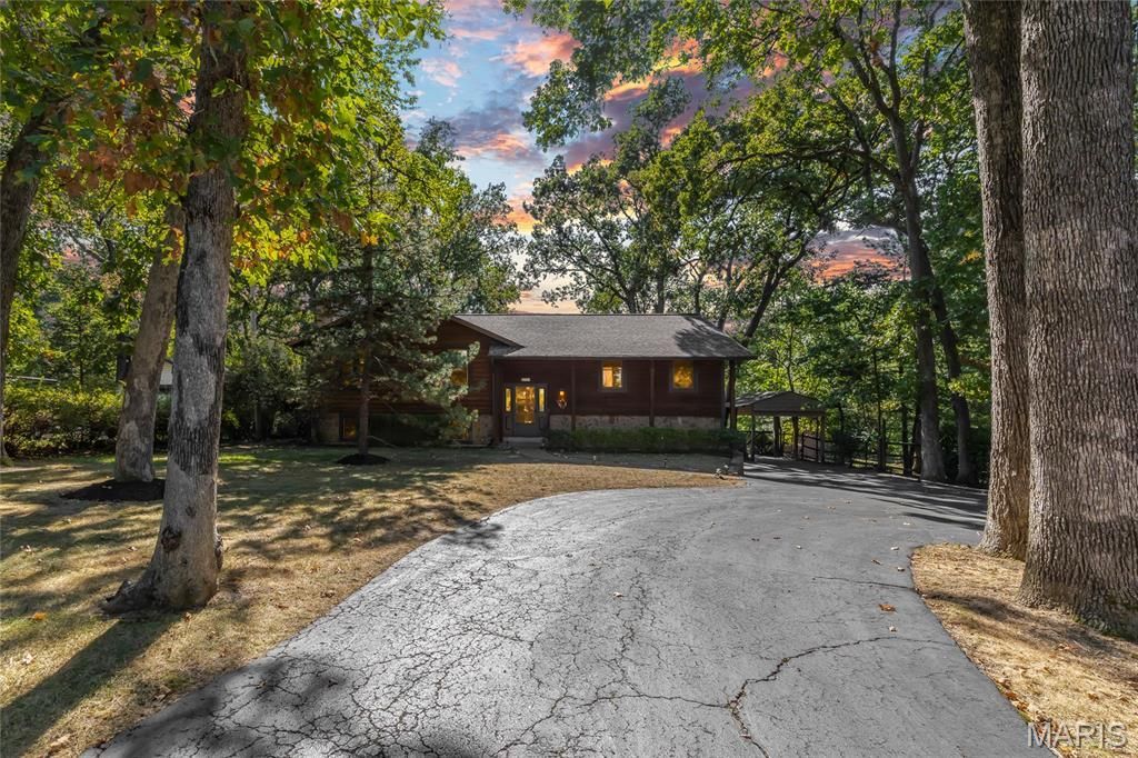 7736 S Rock Hill Road, Crestwood, MO 63123 Main Photo