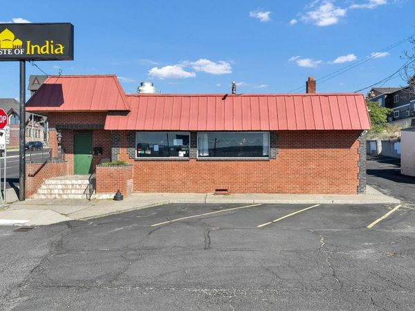 3110 N Division St, Spokane, WA 99207