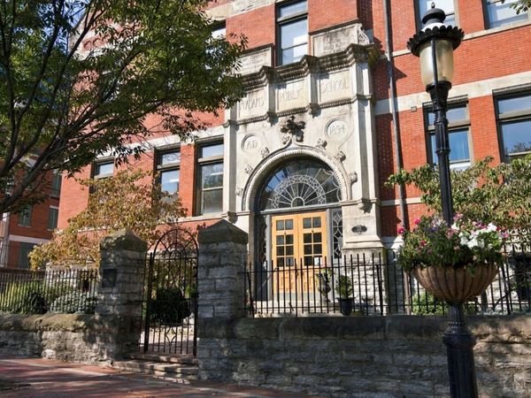 1125 St Gregory Street, Unit 202, Cincinnati, OH 45202