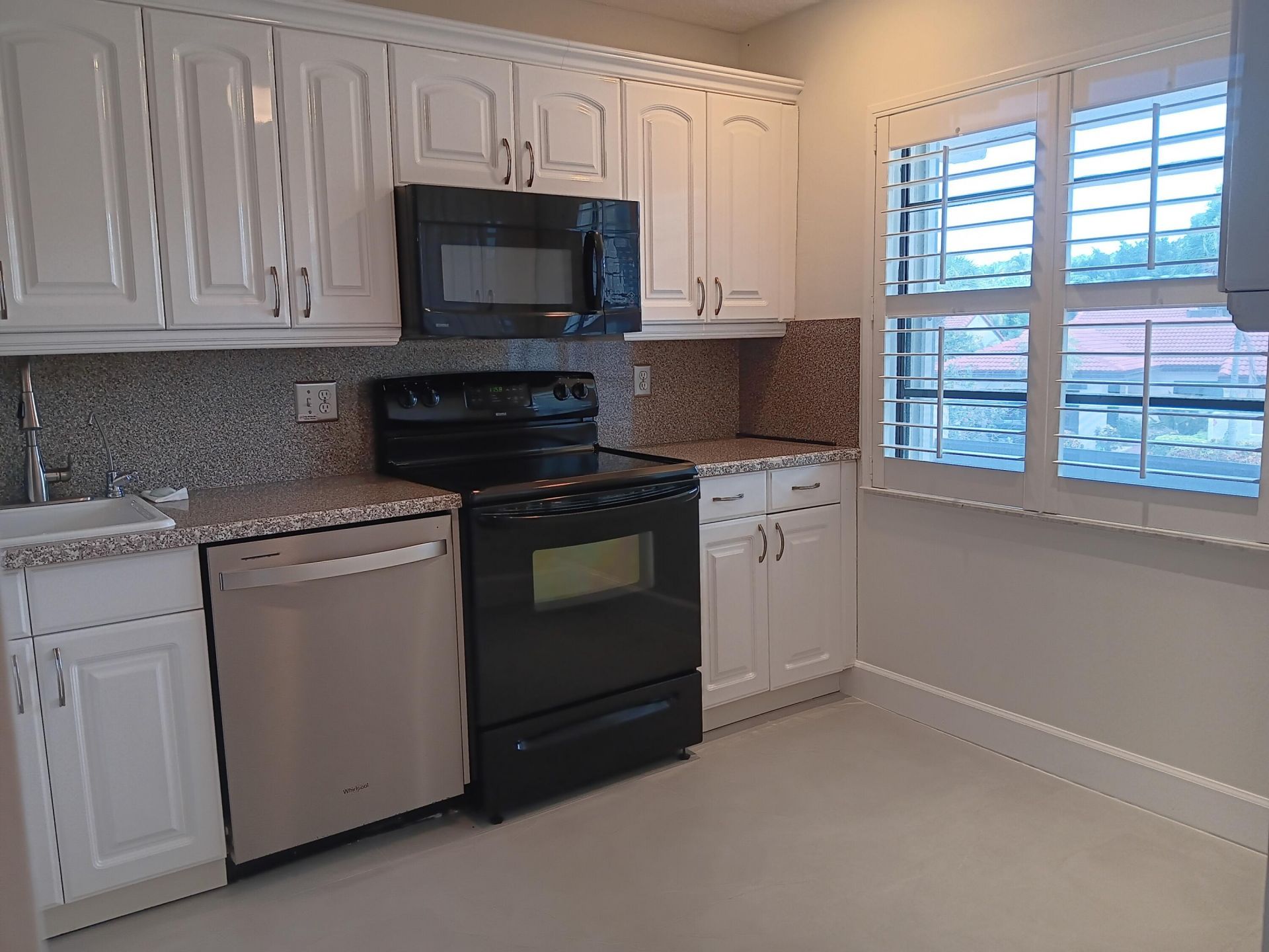 8045 Eastlake Drive, Boca Raton, FL 33433 Photo
