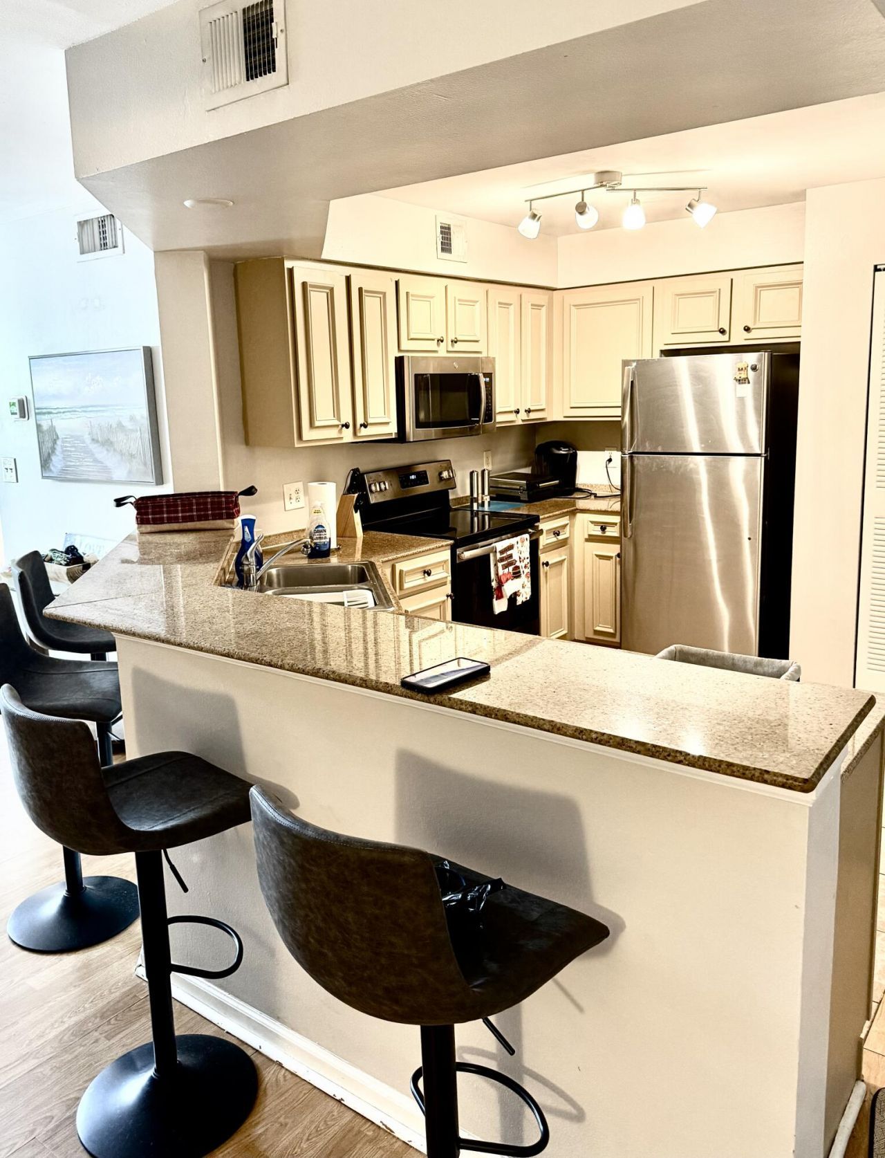 400 Scotia Drive, Unit 305, Hypoluxo, FL 33462 Photo