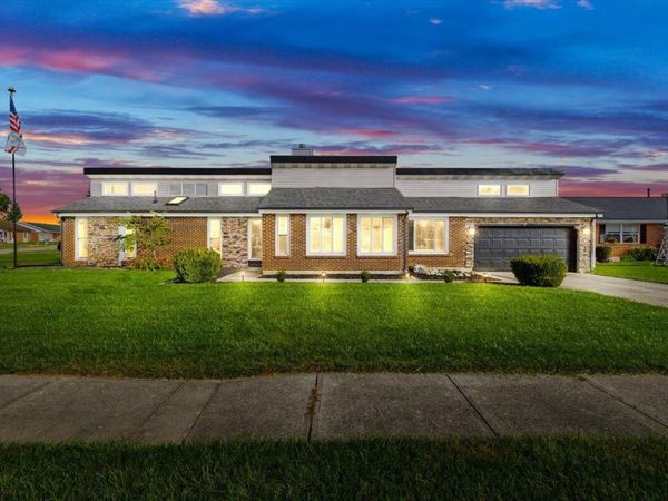 1700 Elaina Drive, Springfield, OH 45503