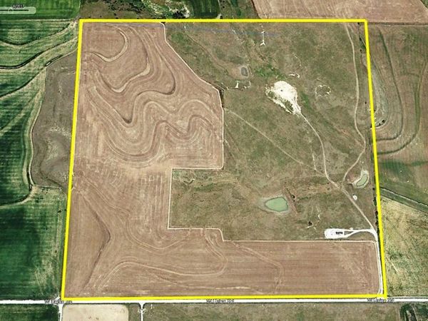 000 W. Union Road, Phillipsburg, KS 67661