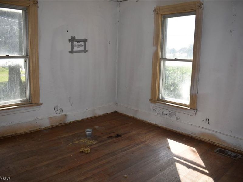 5050 Villa Marie Road, Lowellville, OH 44436 Photo 6