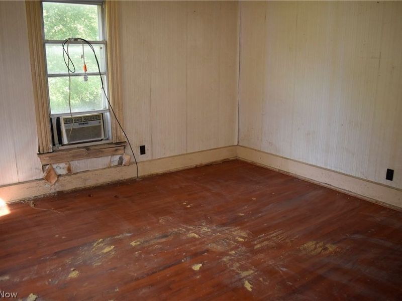 5050 Villa Marie Road, Lowellville, OH 44436 Photo 9