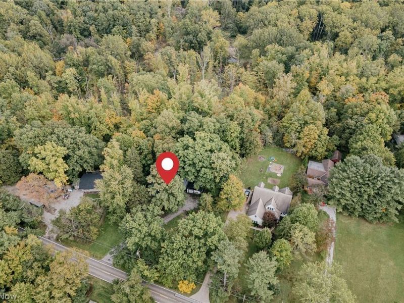 18535 Geauga Lake Road , Chagrin Falls, OH 44023 Photo 2