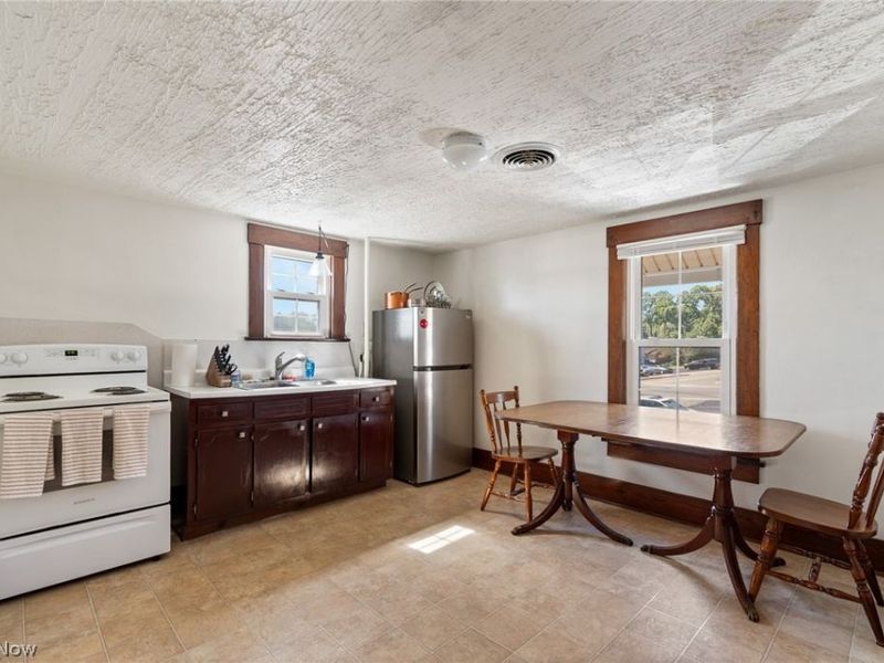 116 Summit Street SE, North Canton, OH 44720 Photo 9