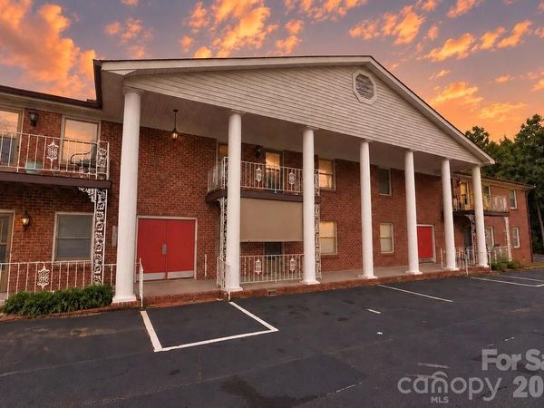 2102 S Main Street , Kannapolis, NC 28081