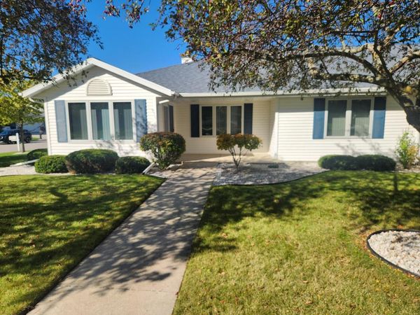 134 Ashland COURT, Sheboygan Falls, WI 53085