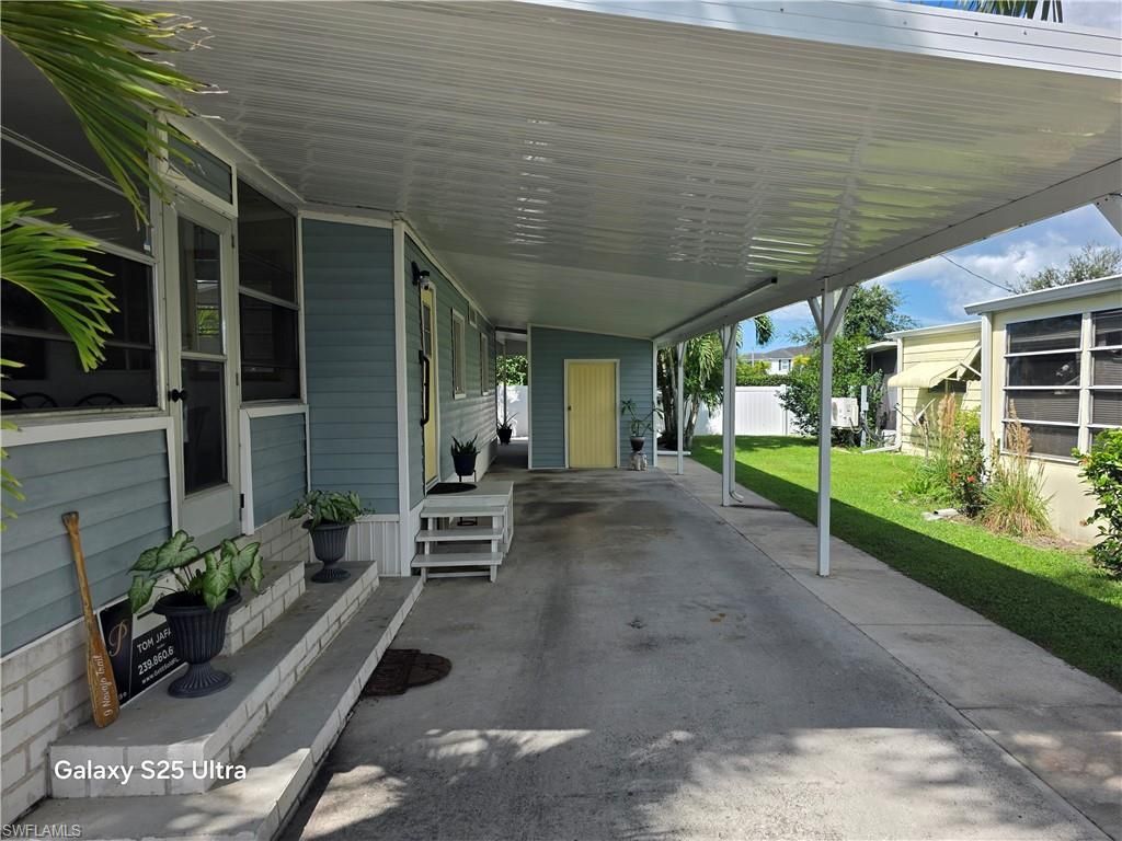 9 Navajo Trl, Naples, FL 34113 Photo