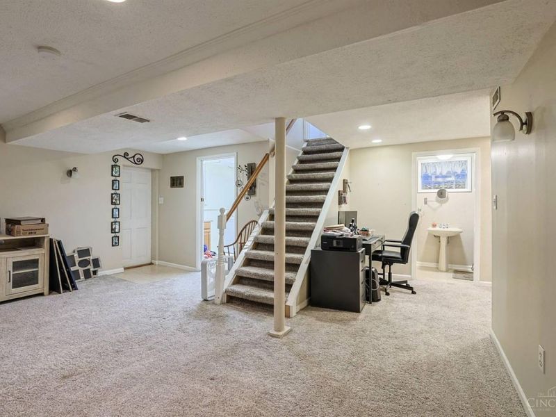 3491 Coral Gables Road, Green Township, OH 45248 Photo 22