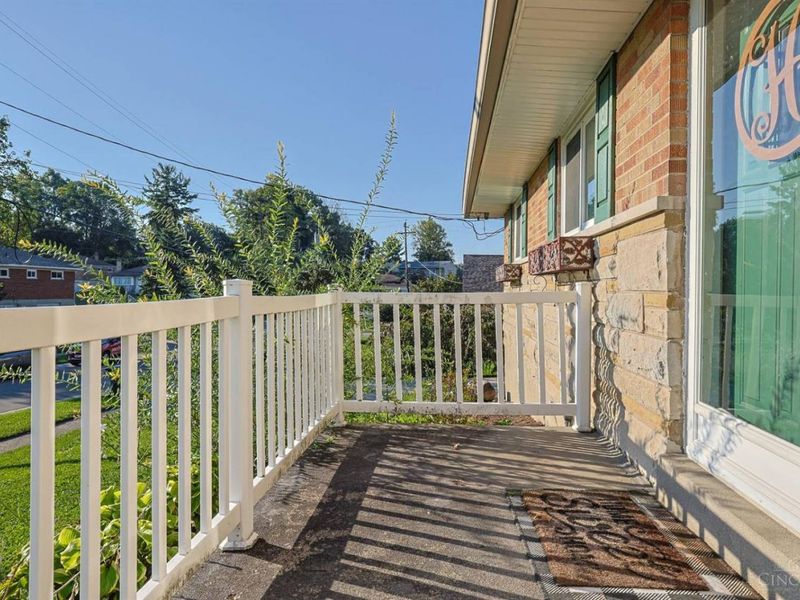 3491 Coral Gables Road, Green Township, OH 45248 Photo 4