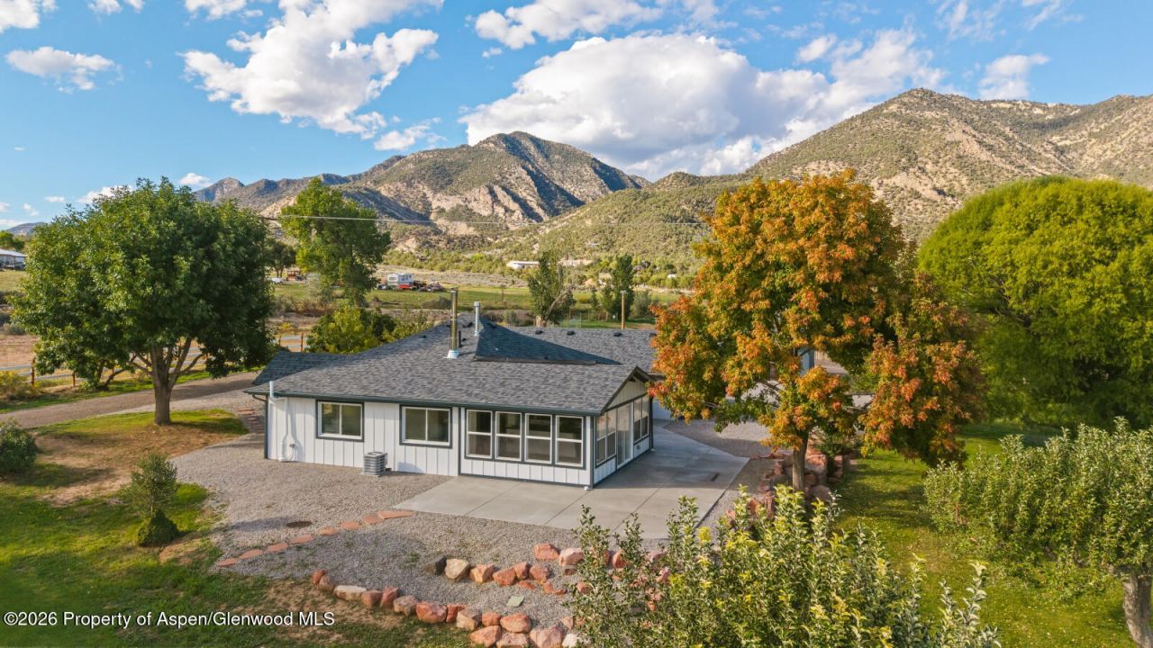 972 County Road 266, Silt, CO 81652 Main Photo