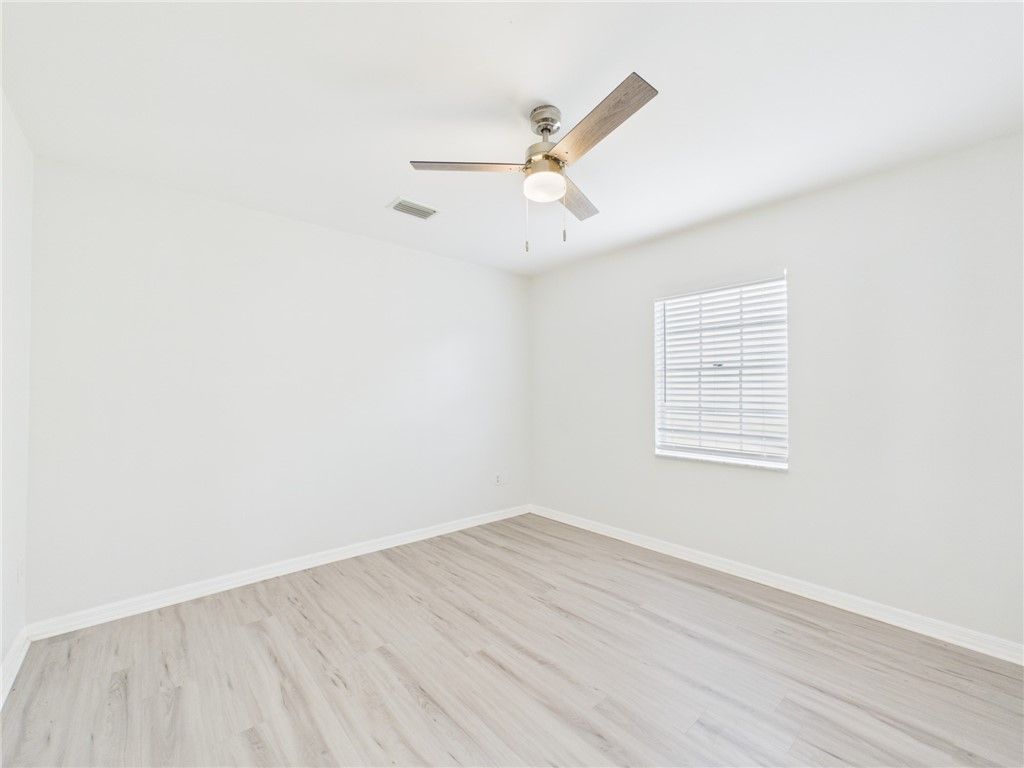 8520 Us Highway 1, Unit 9, Micco, FL 32976 Photo