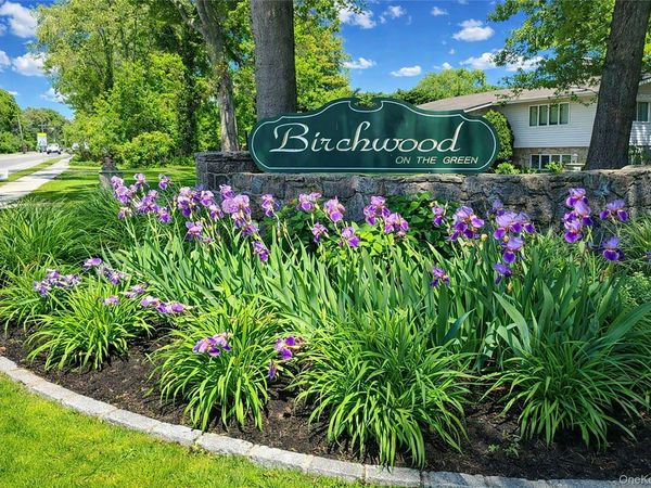 4426 Wilshire Lane , Unit 4426, Oakdale, NY 11769