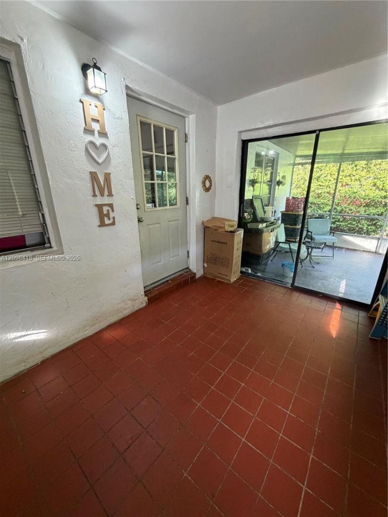 925 NW 52nd St , Miami, FL 33127 Photo