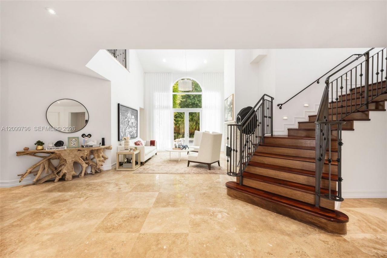 6021 SW 81 Street, South Miami, FL 33143 Photo