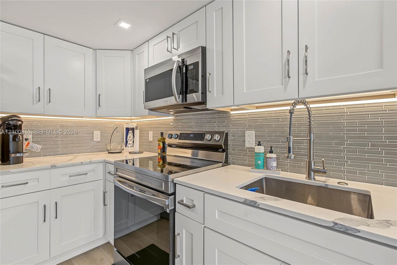 2607 N 40th Ave , Hollywood, FL 33021 Photo