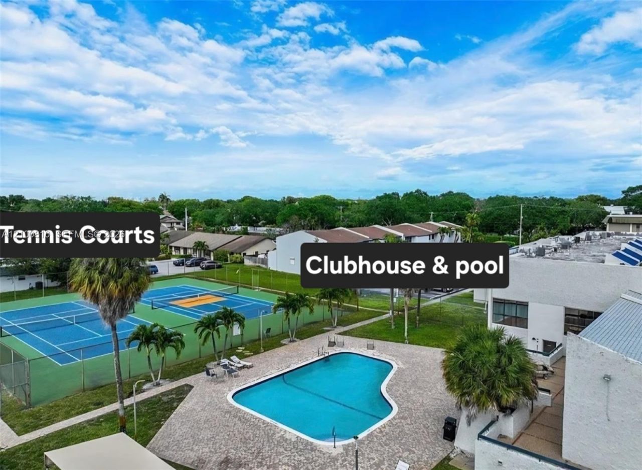 2607 N 40th Ave , Hollywood, FL 33021 Photo