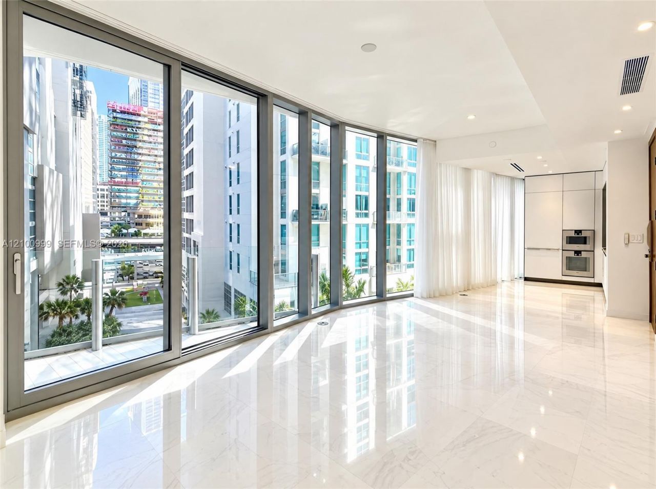 300 Biscayne Boulevard Way , Unit 506E, Miami, FL 33131 Photo