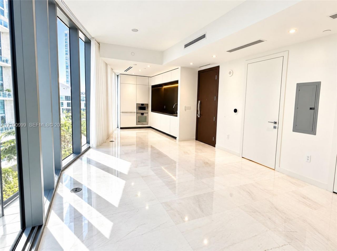 300 Biscayne Boulevard Way , Unit 506E, Miami, FL 33131 Photo
