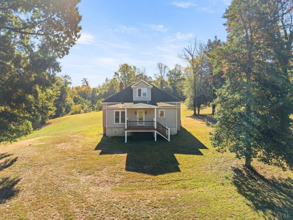 1697 S Amherst Highway, Amherst, VA 24521