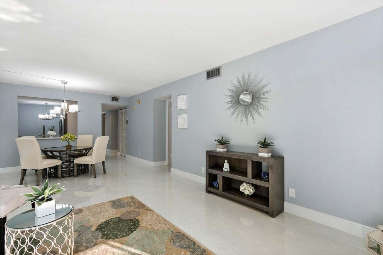 10204 Mangrove Drive, Unit 104, Boynton Beach, FL 33437 Photo
