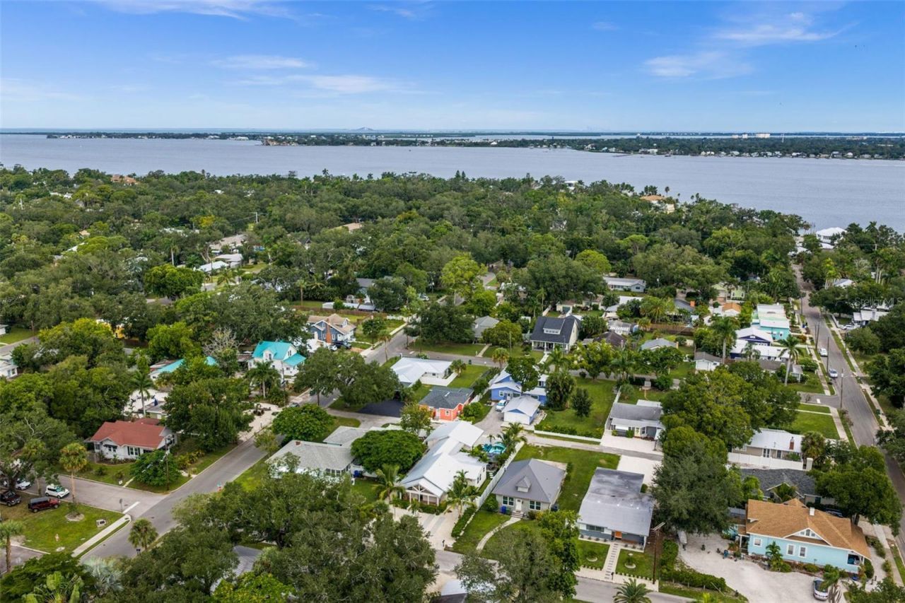 2718 4th Avenue W, Bradenton, FL 34205 Photo
