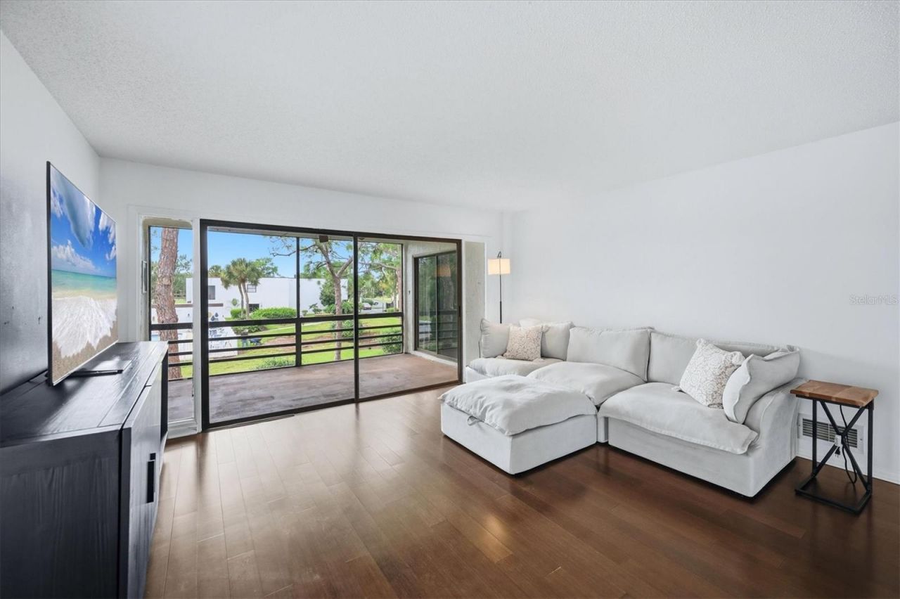 5030 Marsh Field Road, Unit 22, Sarasota, FL 34235 Photo