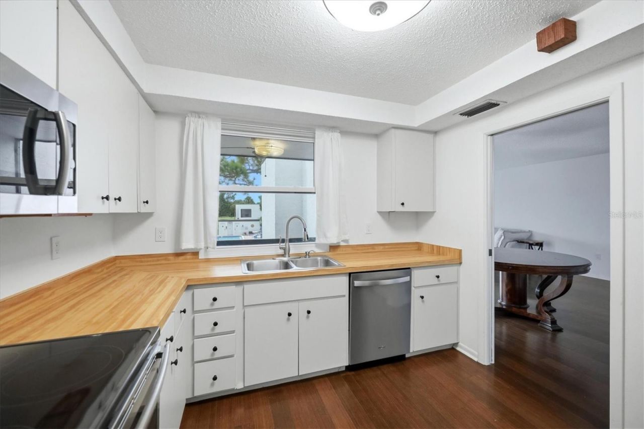 5030 Marsh Field Road, Unit 22, Sarasota, FL 34235 Photo