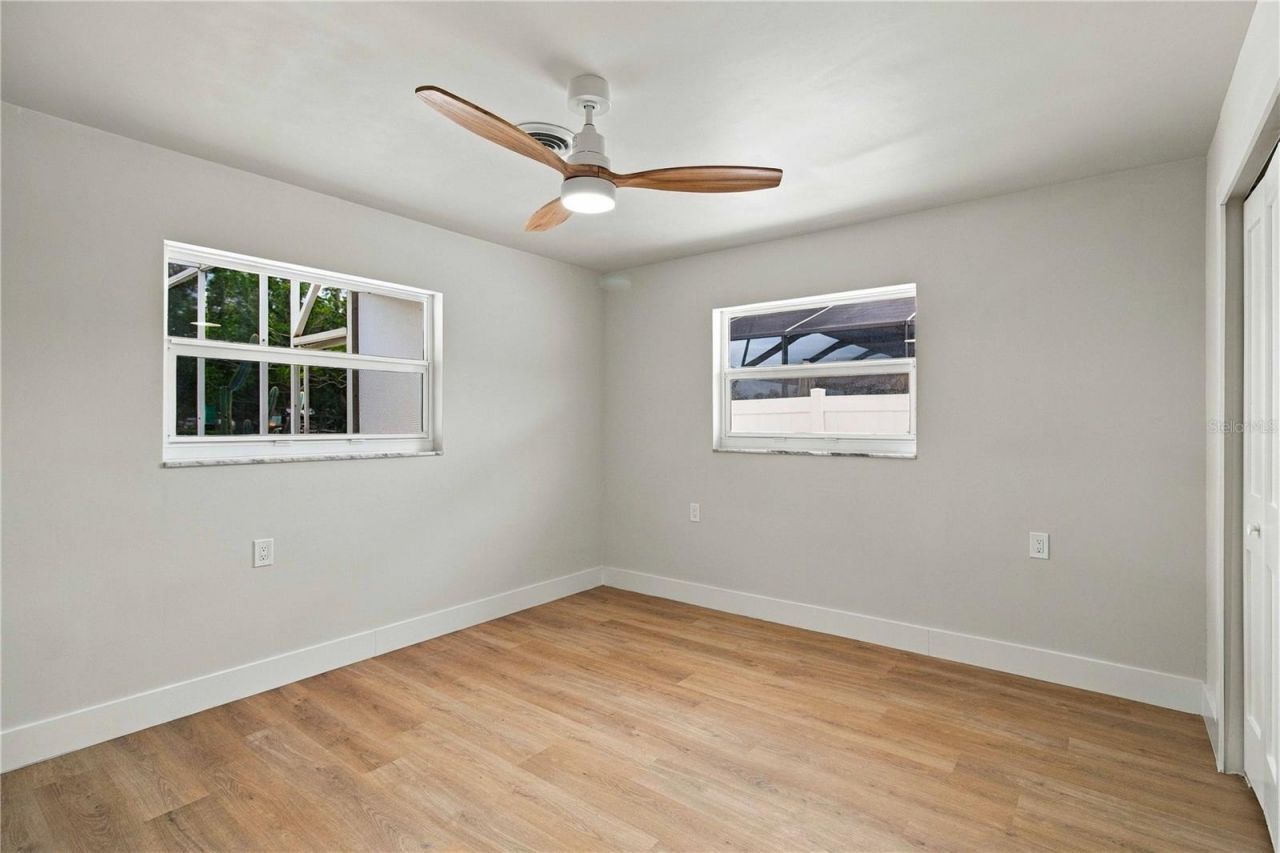 9911 Royal Palm Drive, Bradenton, FL 34210 Photo
