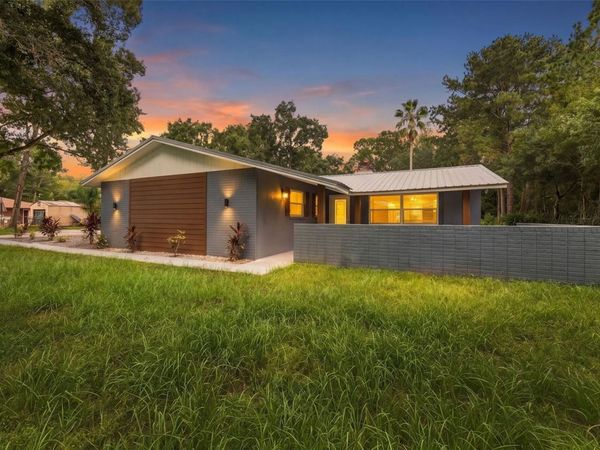 17818 DEERFIELD DRIVE , LUTZ, FL 33558