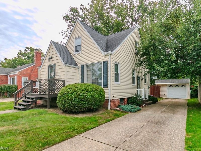 28618 Gilchrist Drive, Willowick, OH 44095 Photo 2