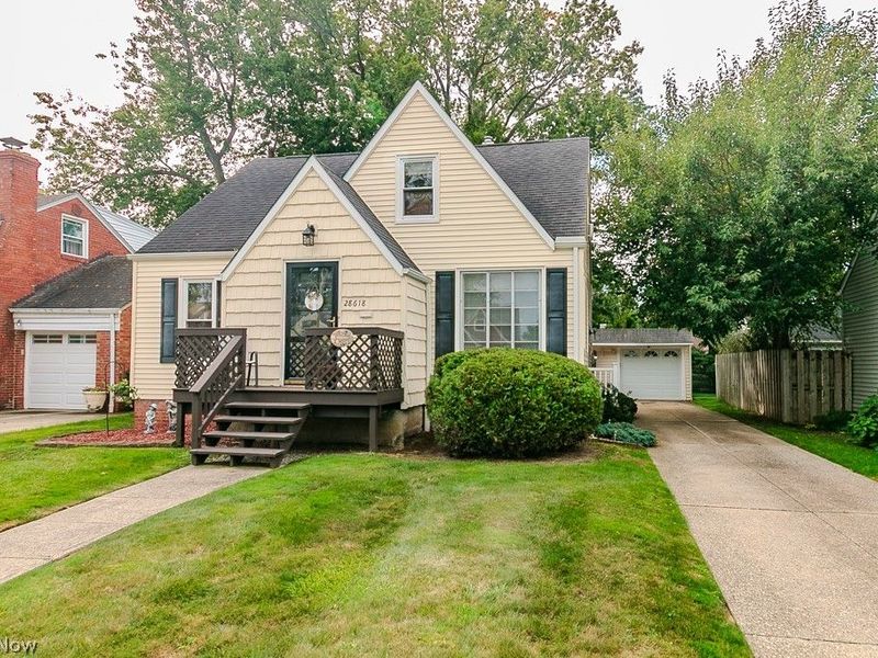 28618 Gilchrist Drive, Willowick, OH 44095 Photo 5