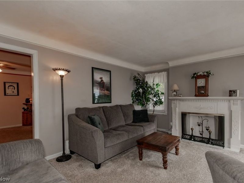 28618 Gilchrist Drive, Willowick, OH 44095 Photo 6