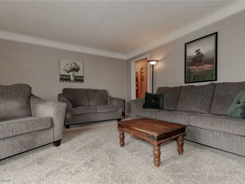 28618 Gilchrist Drive, Willowick, OH 44095 Photo 9